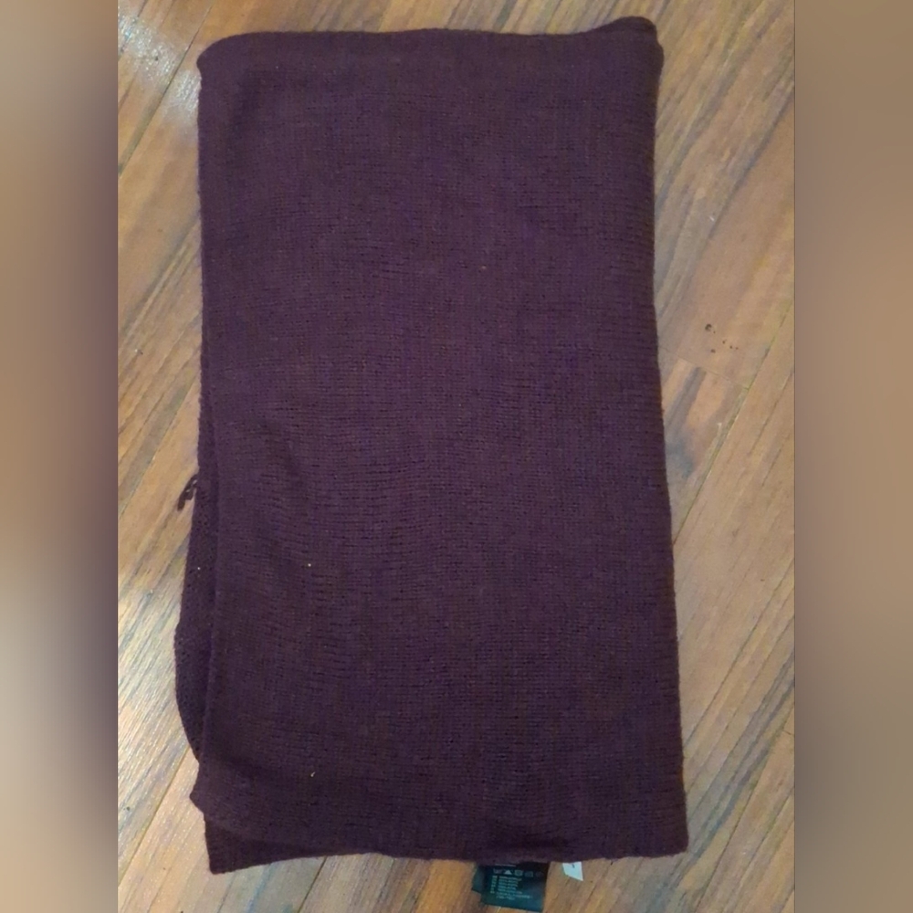 💌 5 for 15 - Long Plum H&M Scarf - Picture 2 of 6
